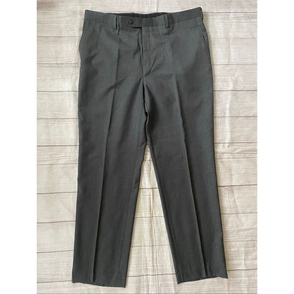 Jos A Bank men 38 flat front dress pants dark grey